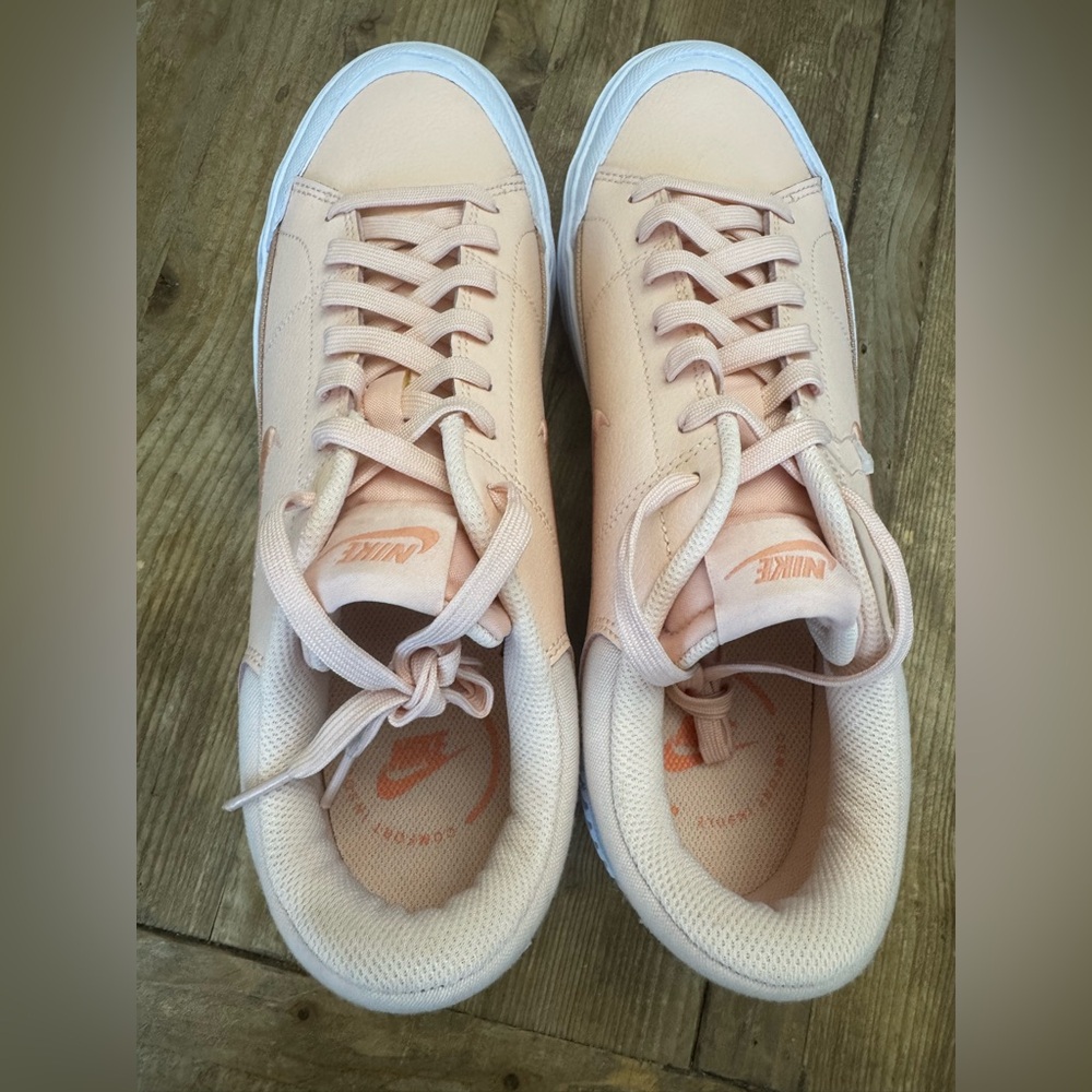 New Nike Court Legacy Lift Women's $95 Size 11 Washed Coral/Apricot Agate/White - Picture 9 of 10